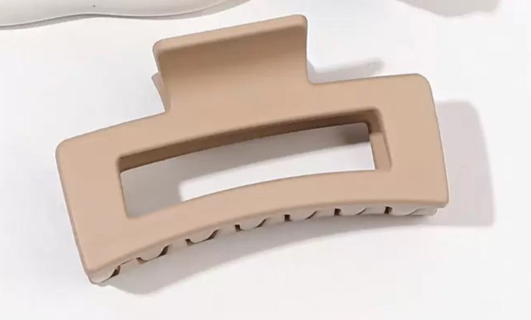 Hair clip- tan